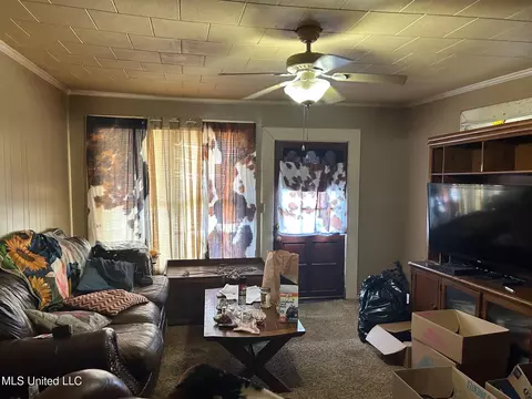 Living - 67 Main Ave, Brooklyn, MS 39425 photo 1 of 2