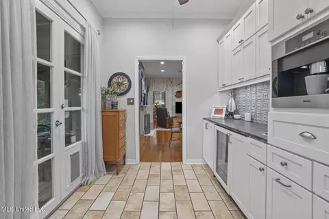 Other - 132 Glenway Dr, Jackson, MS 39216 photo 6 of 8