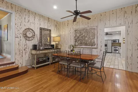 Dining - 132 Glenway Dr, Jackson, MS 39216 photo 1 of 2