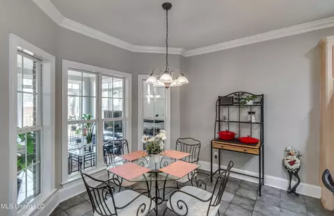 Dining - 300 Sandpiper Ln, Madison, MS 39110 photo 2 of 2