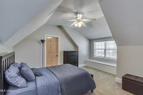 Bedroom - 300 Sandpiper Ln, Madison, MS 39110 photo 3 of 5