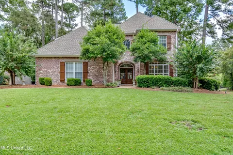 300 Sandpiper Ln, Madison, MS 39110