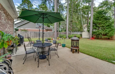 Exterior - 300 Sandpiper Ln, Madison, MS 39110 photo 12 of 14