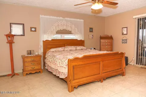 Bedroom - 3767 Springridge Rd, Raymond, MS 39154 photo 3 of 13