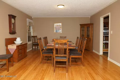 Dining - 3767 Springridge Rd, Raymond, MS 39154 photo 3 of 6