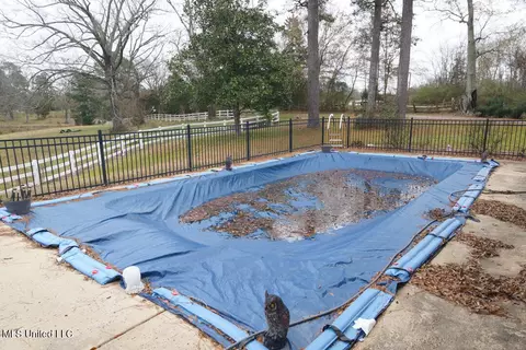 Exterior - 3767 Springridge Rd, Raymond, MS 39154 photo 4 of 20