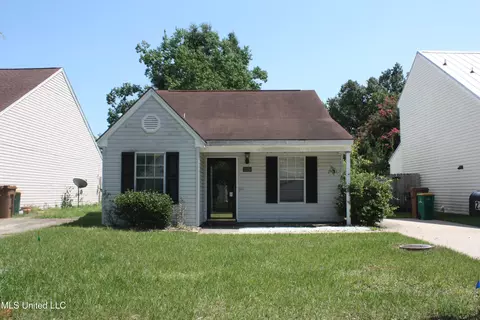 2379 Trafalgar Dr, Biloxi, MS 39531