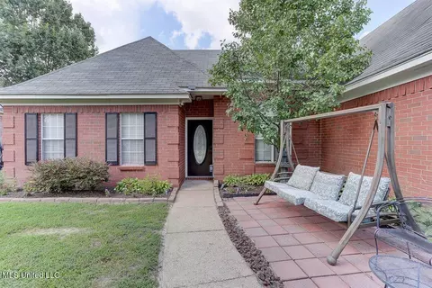 5648 Blocker St, Olive Branch, MS 38654 photo 4