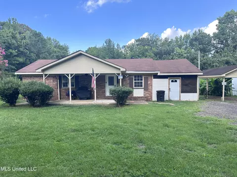 1981 Poagville Rd, Coldwater, MS 38618