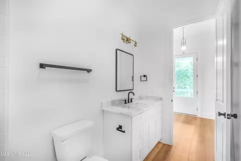 Entry Way - 129 Markham Dr, Long Beach, MS 39560 photo 1 of 1