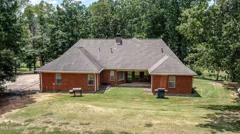 460 Deer Trail Dr, Hernando, MS 38632 photo 2