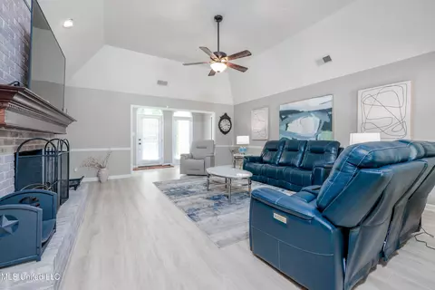 460 Deer Trail Dr, Hernando, MS 38632 photo 11
