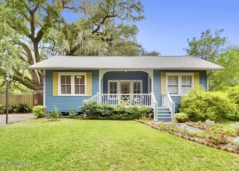 929 Bridge St, Gulfport, MS 39507