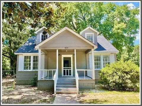 625 N East Ave, Hollandale, MS 38748
