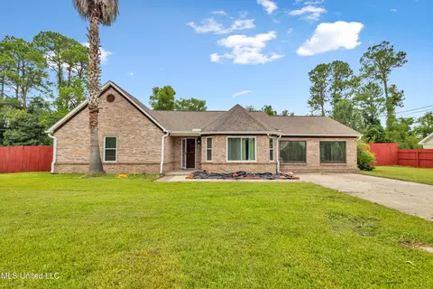 14030 Lavelle Dr, Gulfport, MS 39503