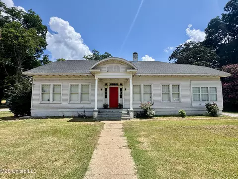 501 E Preston St, Benoit, MS 38725 photo 1