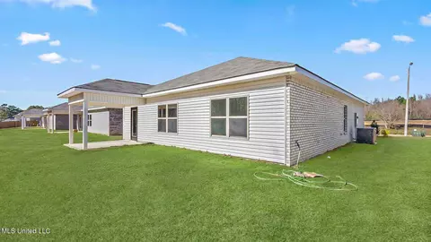 Exterior - 5011 Quail Ridge Dr, Jackson, MS 39212 photo 4 of 5