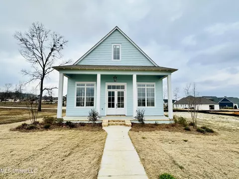 913 Bald Eagle Dr, Brandon, MS 39047