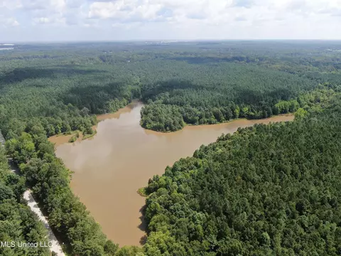 0 E Cox Rd, Byhalia, MS 38611