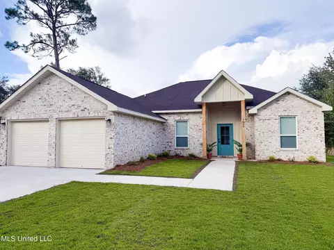 1600 Aubin Blvd, Gautier, MS 39553