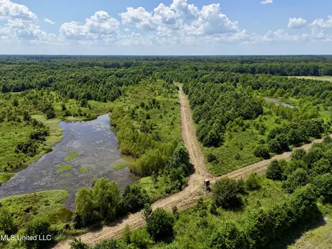 0001 Mannie Rd, Cary, MS 39054