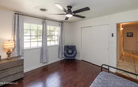 Bedroom - 4151 Navajo Rd, Jackson, MS 39211 photo 3 of 5