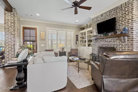 313 Royal Pond Cir, Flowood, MS 39232 photo 5