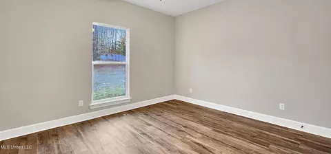 Bedroom - 10117 Emerald Forest Dr, Hernando, MS 38632 photo 3 of 3