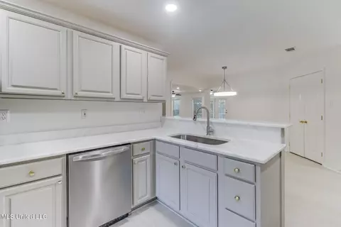 26 Scott Station Cv, Long Beach, MS 39560 photo 8