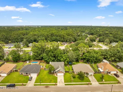 View/Area - 454 Pinecrest Cir, Long Beach, MS 39560 photo 1 of 3