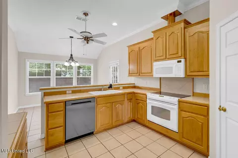 Kitchen - 454 Pinecrest Cir, Long Beach, MS 39560 photo 1 of 3