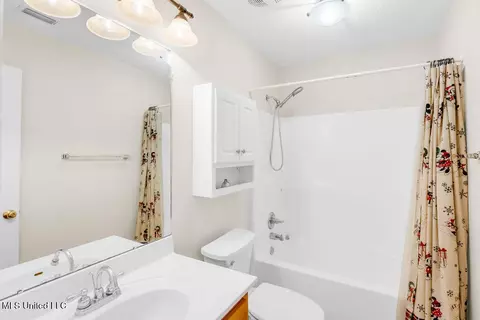 Bath - 454 Pinecrest Cir, Long Beach, MS 39560 photo 4 of 4