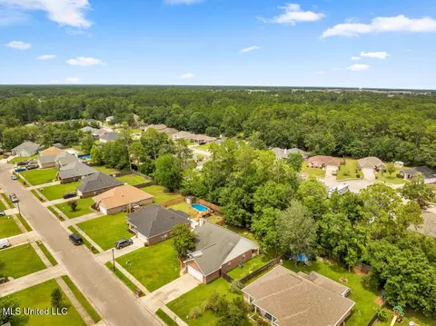 View/Area - 454 Pinecrest Cir, Long Beach, MS 39560 photo 2 of 3