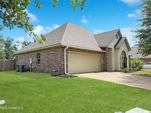 Exterior - 121 Mason Way, Madison, MS 39110 photo 2 of 4