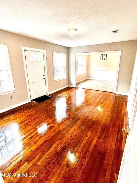 535 Avalon Rd, Jackson, MS 39206 photo 4