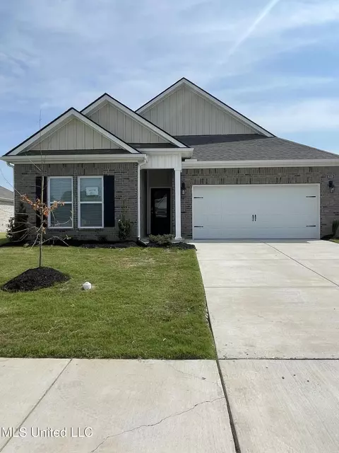 5562 Bunyan Hill Dr, Olive Branch, MS 38654