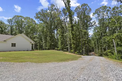 Exterior - 312 Helen Cv, Madison, MS 39110 photo 8 of 8