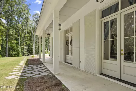 Exterior - 312 Helen Cv, Madison, MS 39110 photo 3 of 8