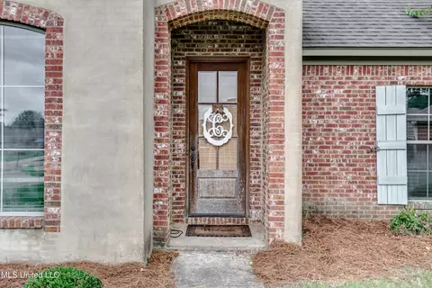 111 Memory Ln, Madison, MS 39110 photo 2