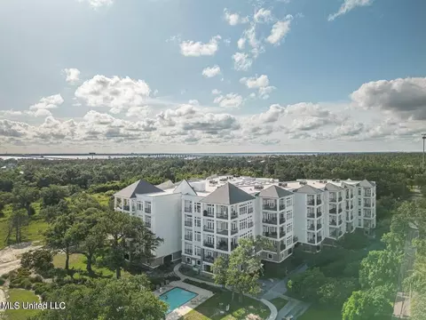 1100 W Beach Blvd #311, Pass Christian, MS 39571