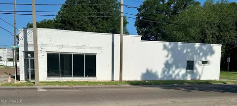 155 North St, Cleveland, MS 38732