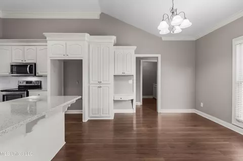 Entry Way - 470 Caroline Blvd, Madison, MS 39110 photo 4 of 5