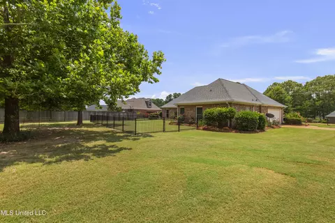 Exterior - 470 Caroline Blvd, Madison, MS 39110 photo 9 of 12