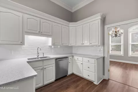 Kitchen - 470 Caroline Blvd, Madison, MS 39110 photo 1 of 2