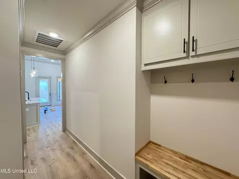 Entry Way - 915 Brunswick Ct, Flowood, MS 39232 photo 1 of 1