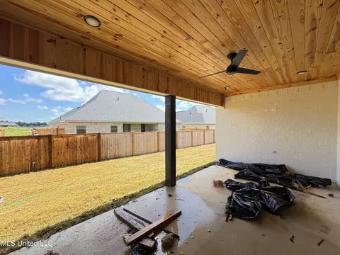 Exterior - 915 Brunswick Ct, Flowood, MS 39232 photo 3 of 5