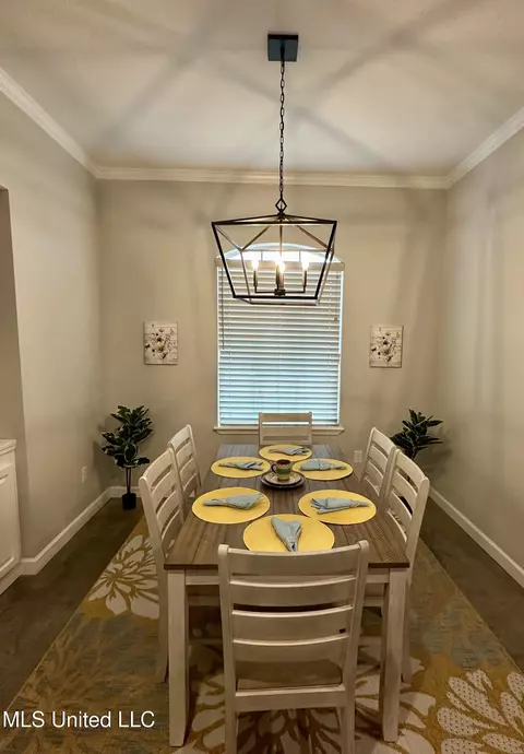 213 Longfellow Cv, Byram, MS 39272 photo 5