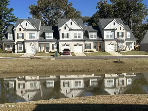 1019 Lexington Lp, Southaven, MS 38671