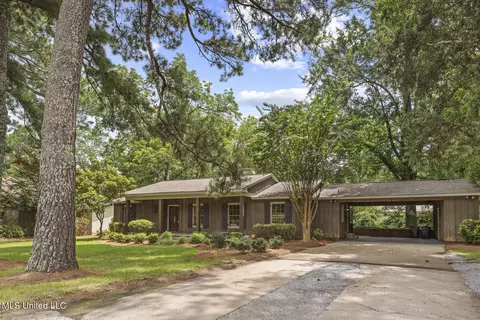 1341 E Northside Dr, Jackson, MS 39211