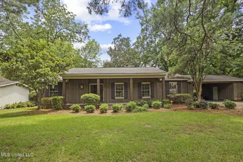 Exterior - 1341 E Northside Dr, Jackson, MS 39211 photo 2 of 6